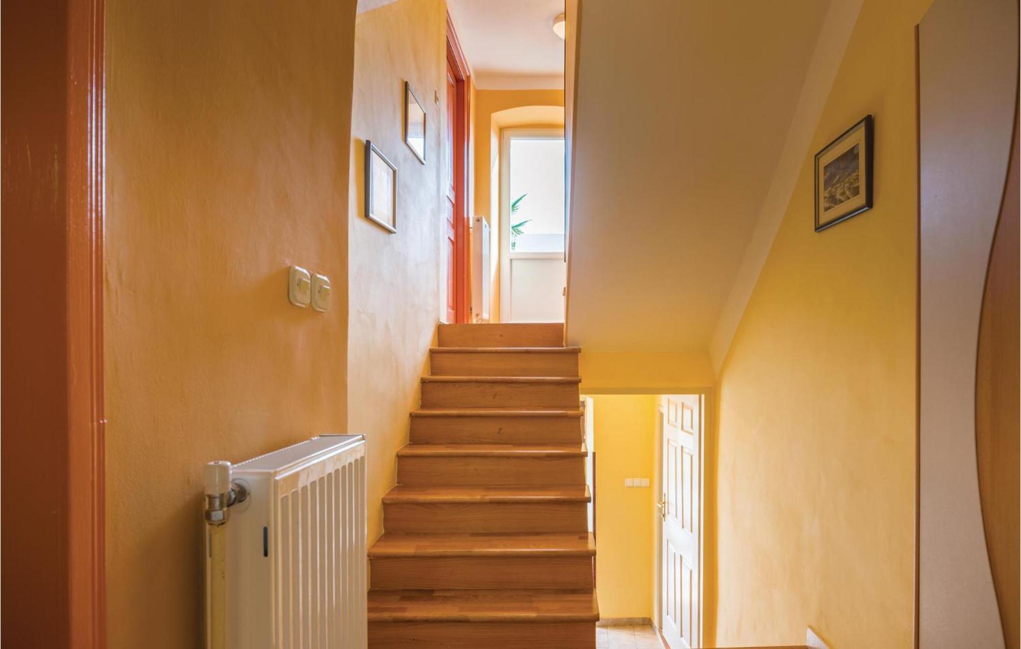 Nice Home In Moscenicka Draga With House Sea View Exterior foto